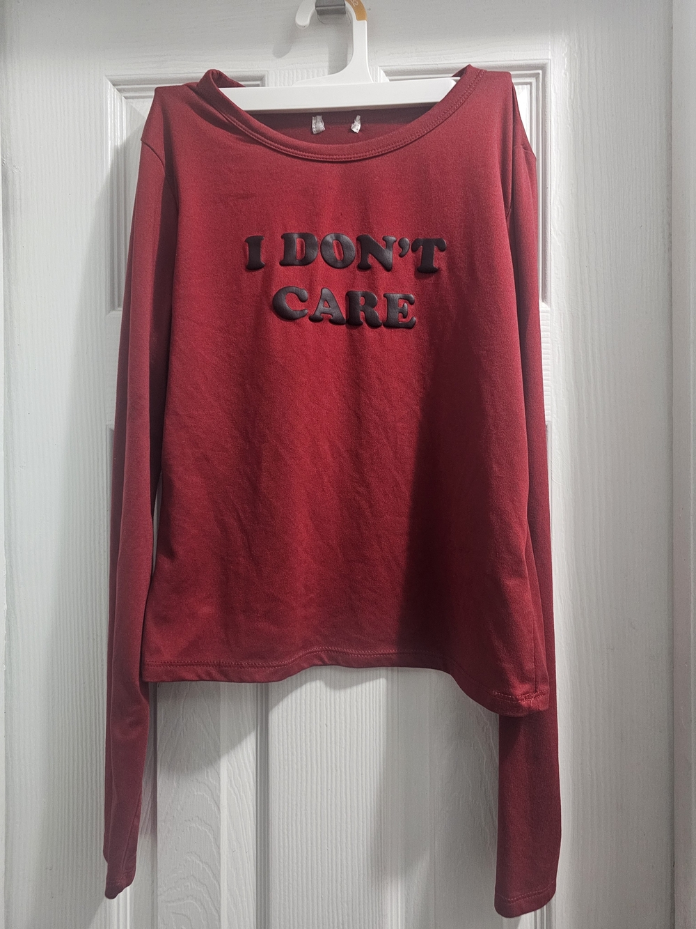 I DON'T CARE Red Long-Sleeve Juniors's Top Large